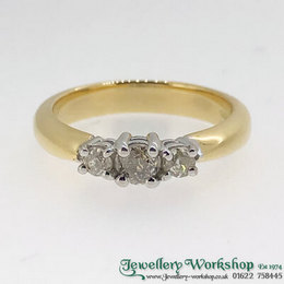 3 Stone Diamond 18ct Ring