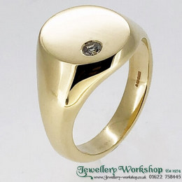 9ct Diamond Set Oval Signet Ring 