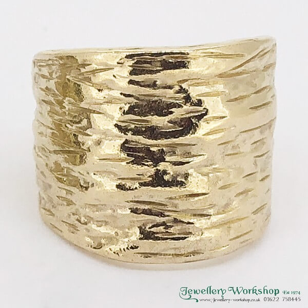 Chunky 9ct shop gold ring