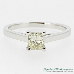 18ct White Gold 0.50ct Princess Cut Diamond Ring