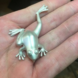 Silver Frog Pendant