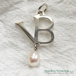 Silver VB Pearl Pendant