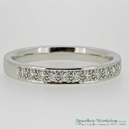 18ct Diamond Half Eternity Ring