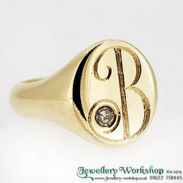 9ct Oval Signet Ring Set with Diamond